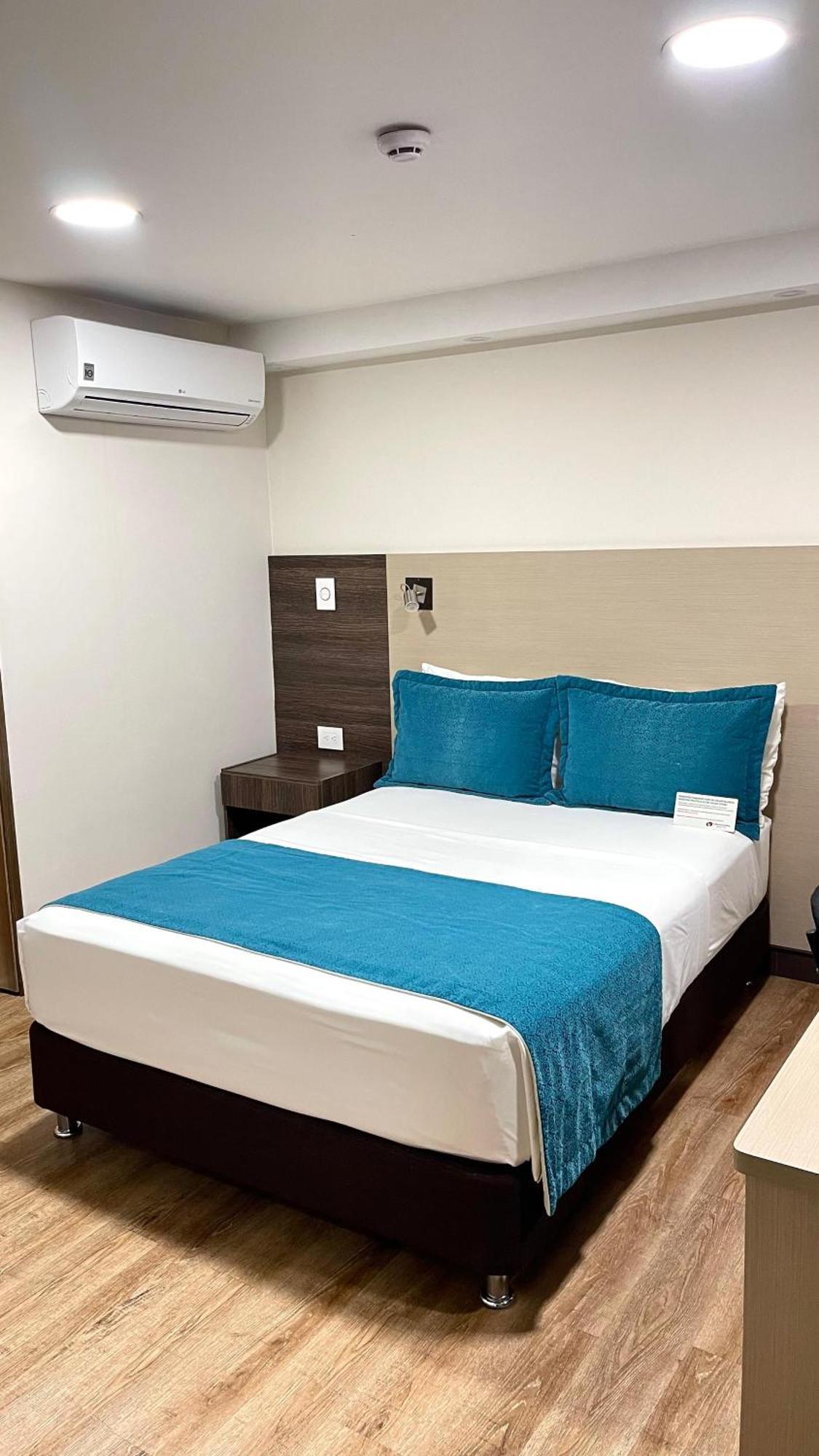 Cabecera Country Hotel Bucaramanga Luaran gambar